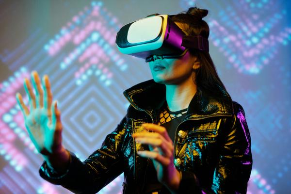 woman wearing VR glasses