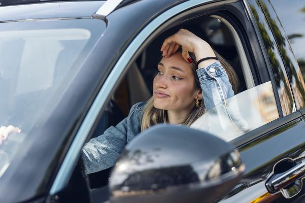 Women_in_car_frustrated